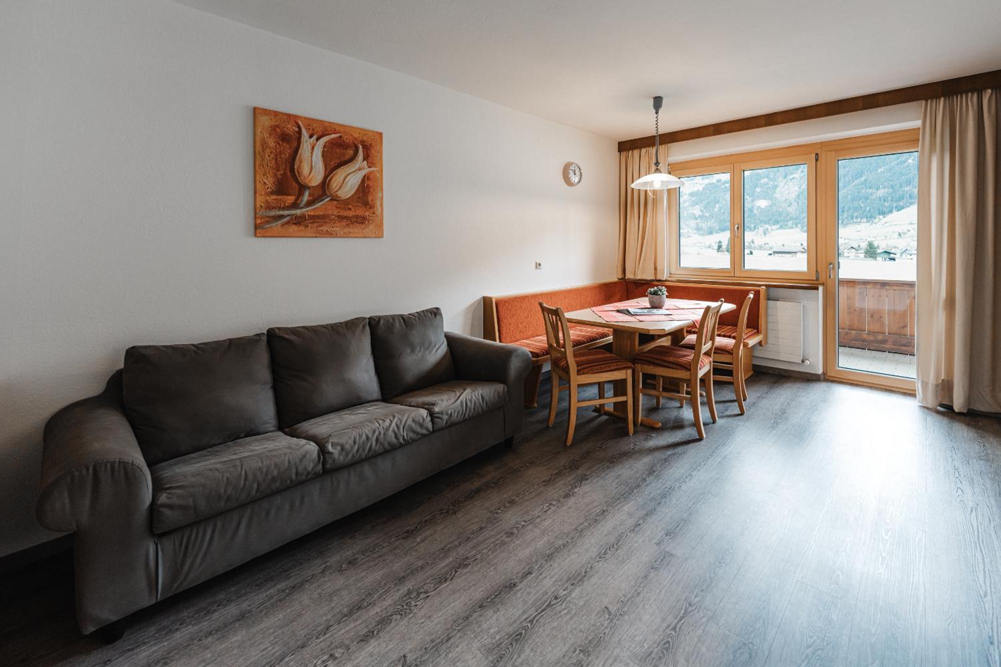 Alpenzeit Zillertal Apartments Zell am Ziller Quarto foto